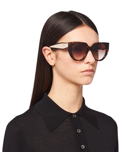 gucci and prada sunglasses|Gucci Designer Glasses & Sunglasses for Women US .